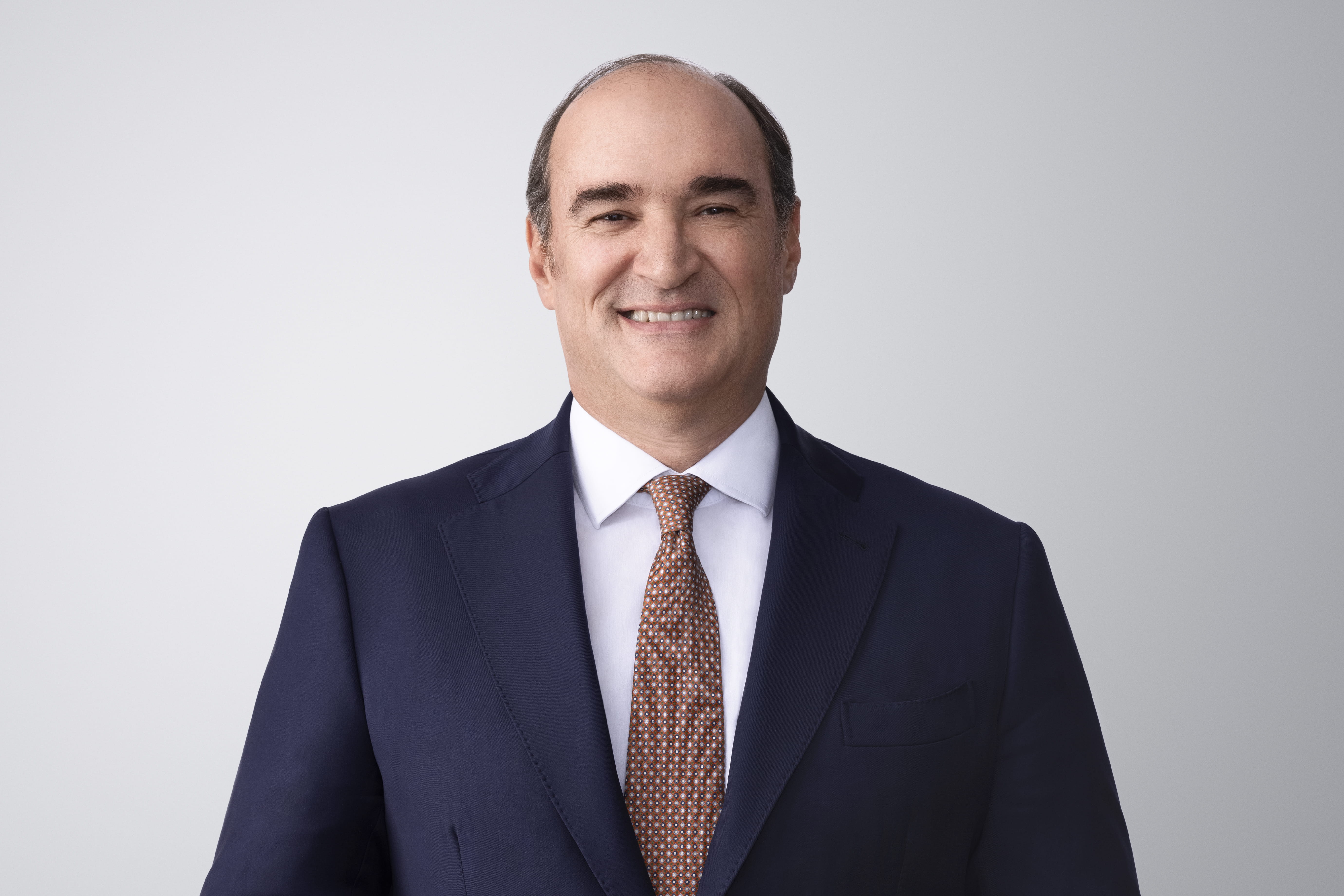 Photo of Juan Guerra, Executive Vice President and President of the International Business Group for Glamzo